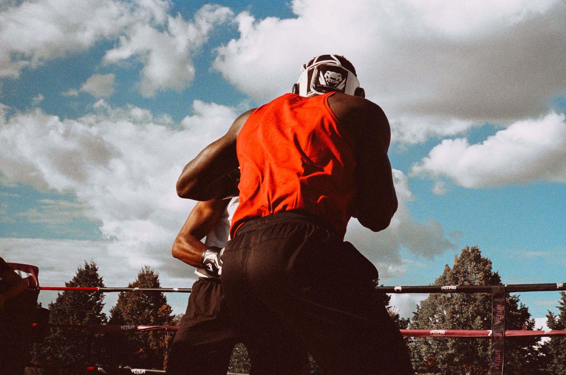 Reportage au bord d'un ring de boxe en événementiel